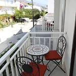 Апартаменты With Parking Space - 6632