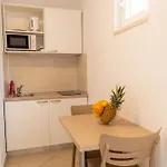 Апартаменты With Parking Space - 6632